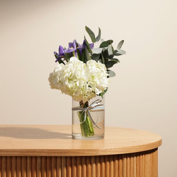 Azure Elegance Flower Vase - Image 2