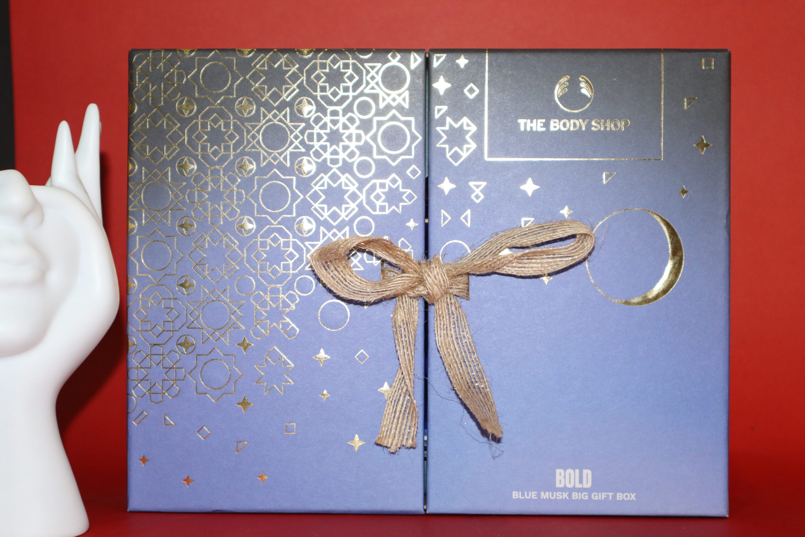 BOLD BLUE MUSK BIG GIFT BOX - Image 2