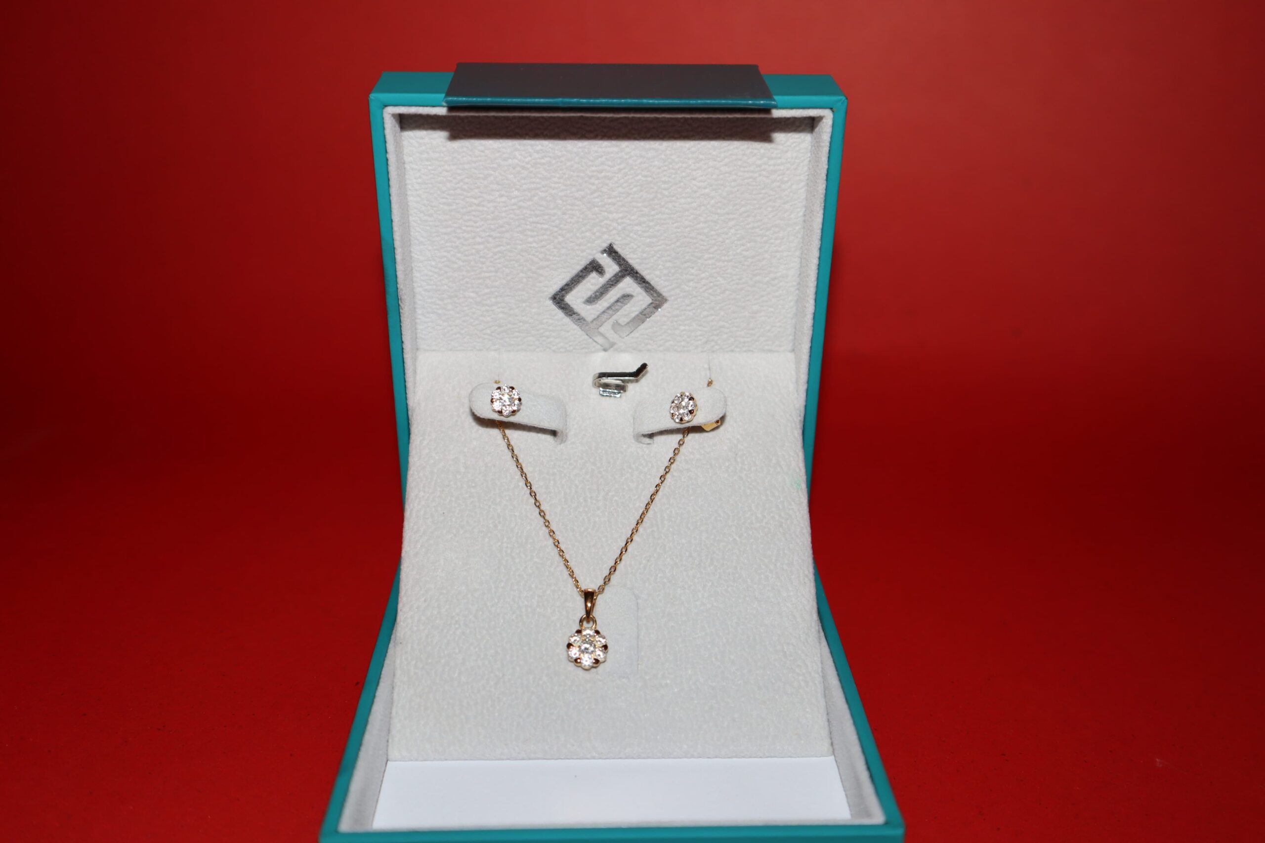 A Dedicated Set by FAYENDRA