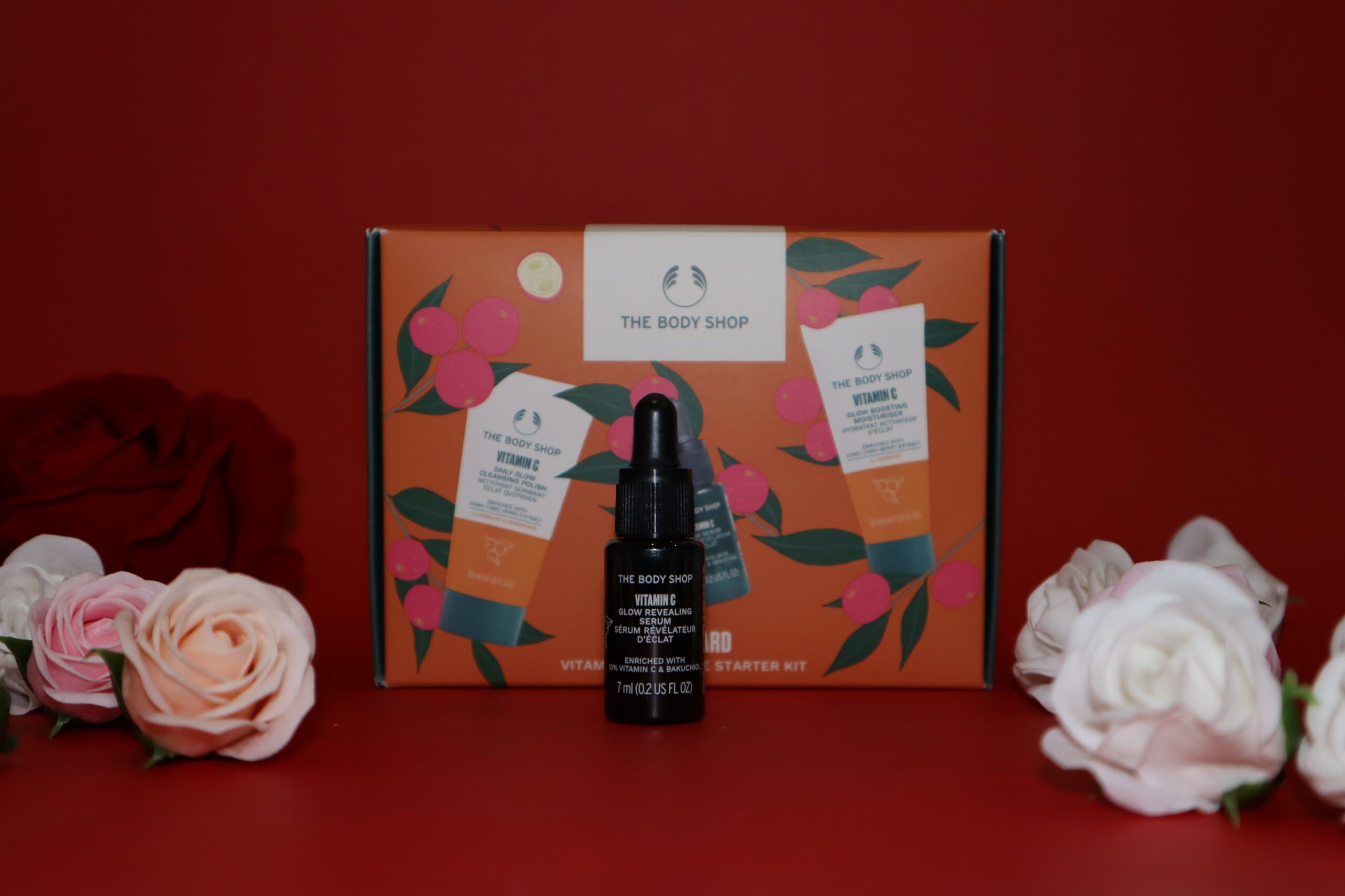 Vitamin C skincare, "Glow Revealing Skincare Kit" by: THE BODY SHOP - Image 4